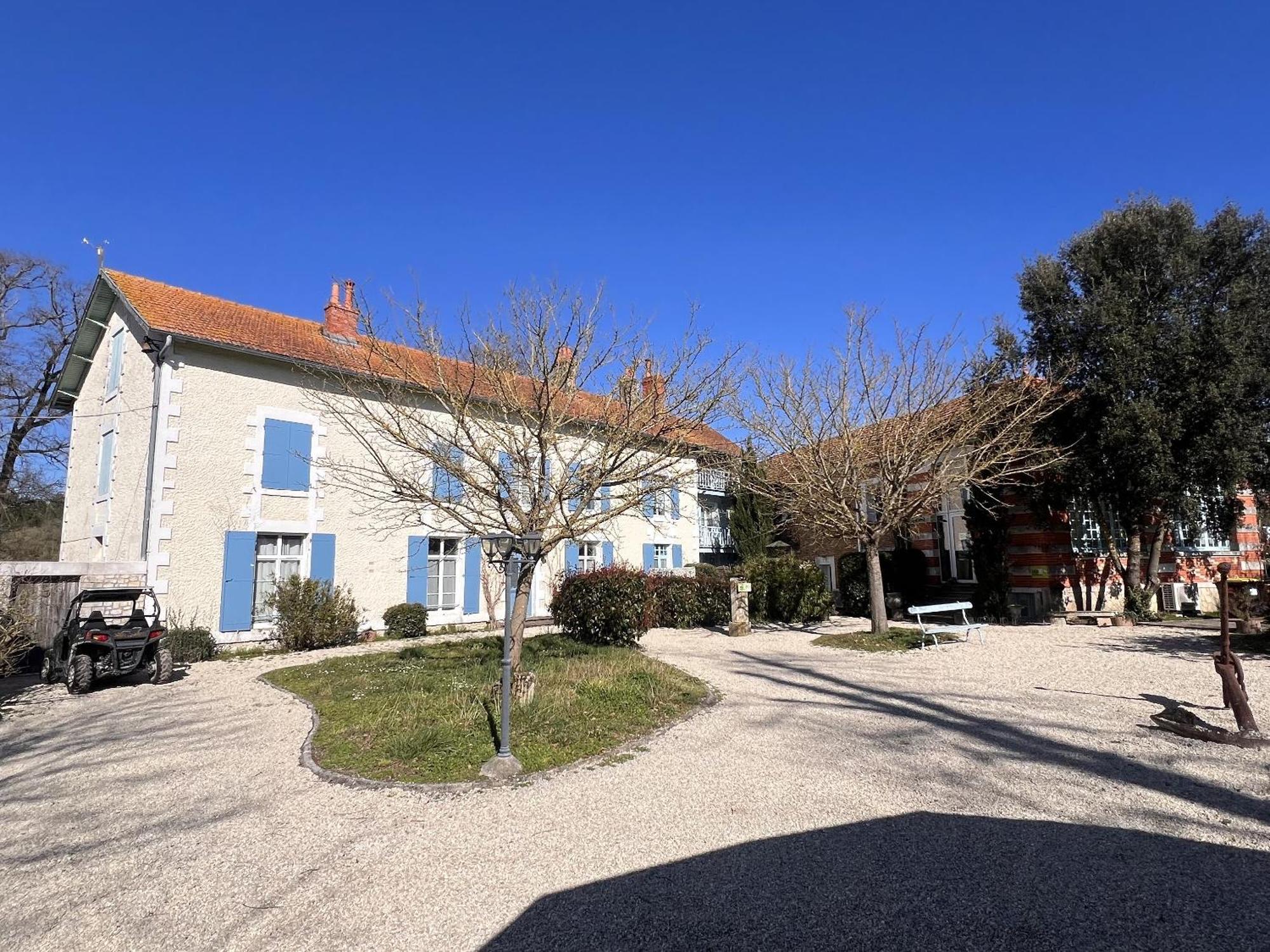 La Ferme Antoinette Hotel Les Mathes ภายนอก รูปภาพ